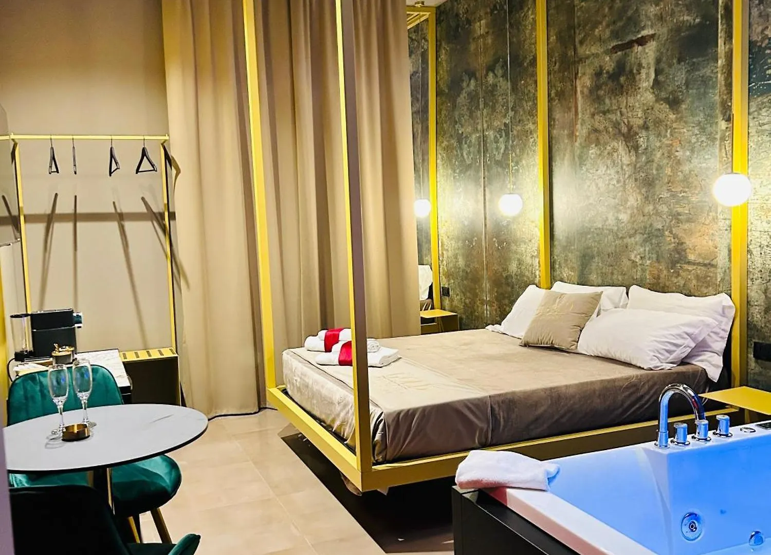 Gold Boutique Suite & Spa Palermo 0*,  Italy